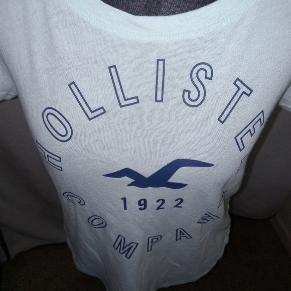Hollister Light Blue Logo Tee Sz XS Preppy Casual Y2K - Picture 9 of 9